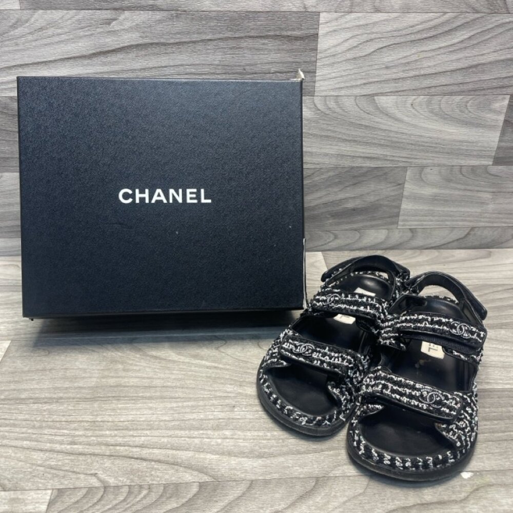 CHANEL 22C Tweed CC Logo Mule Slide Strap Flat Dad Sandals Sz 38